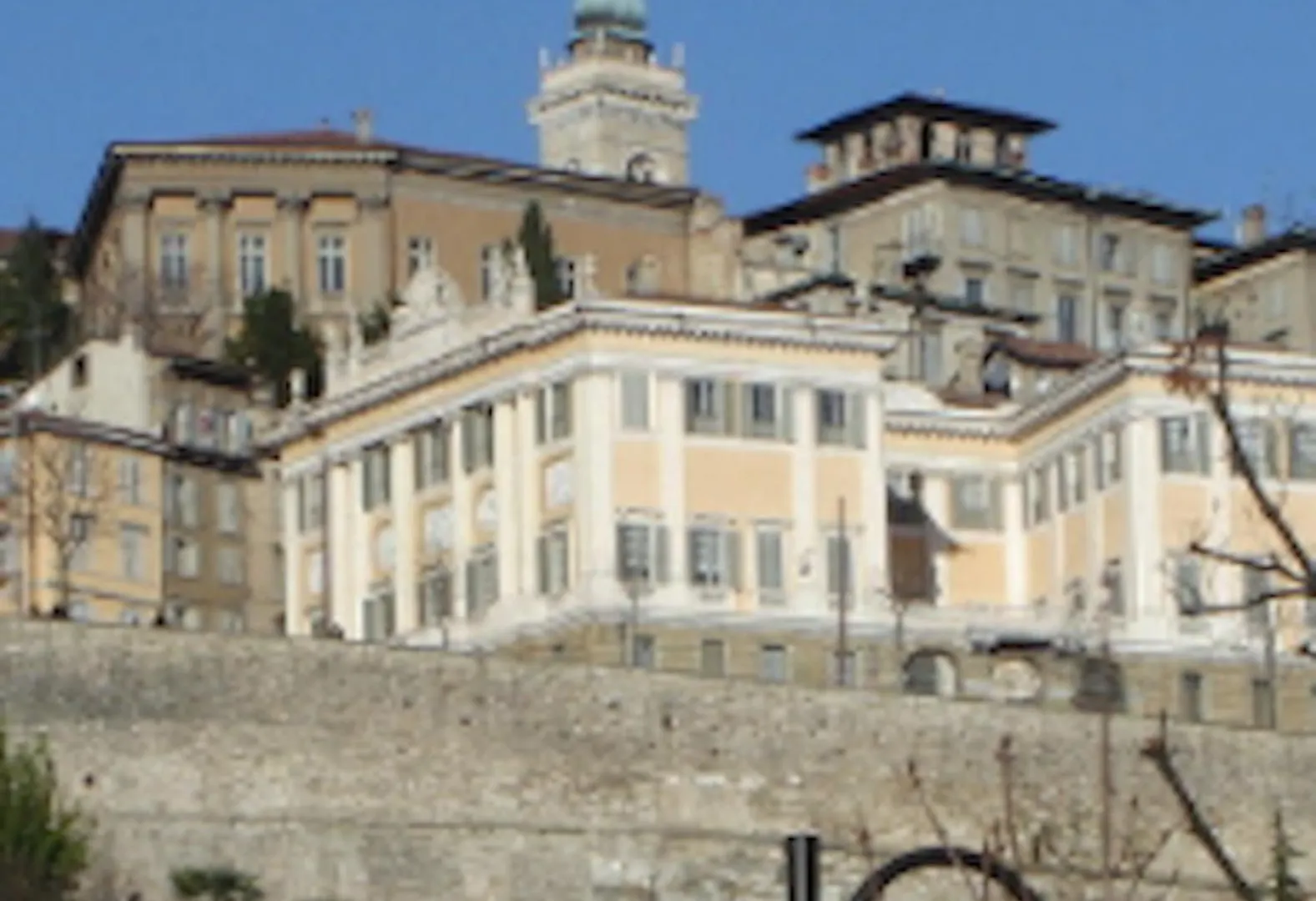 Apartment Poncinvs Residence Bergamo Italy